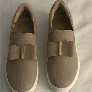 Joy Mangano Tan Sneakers with Bow Accent